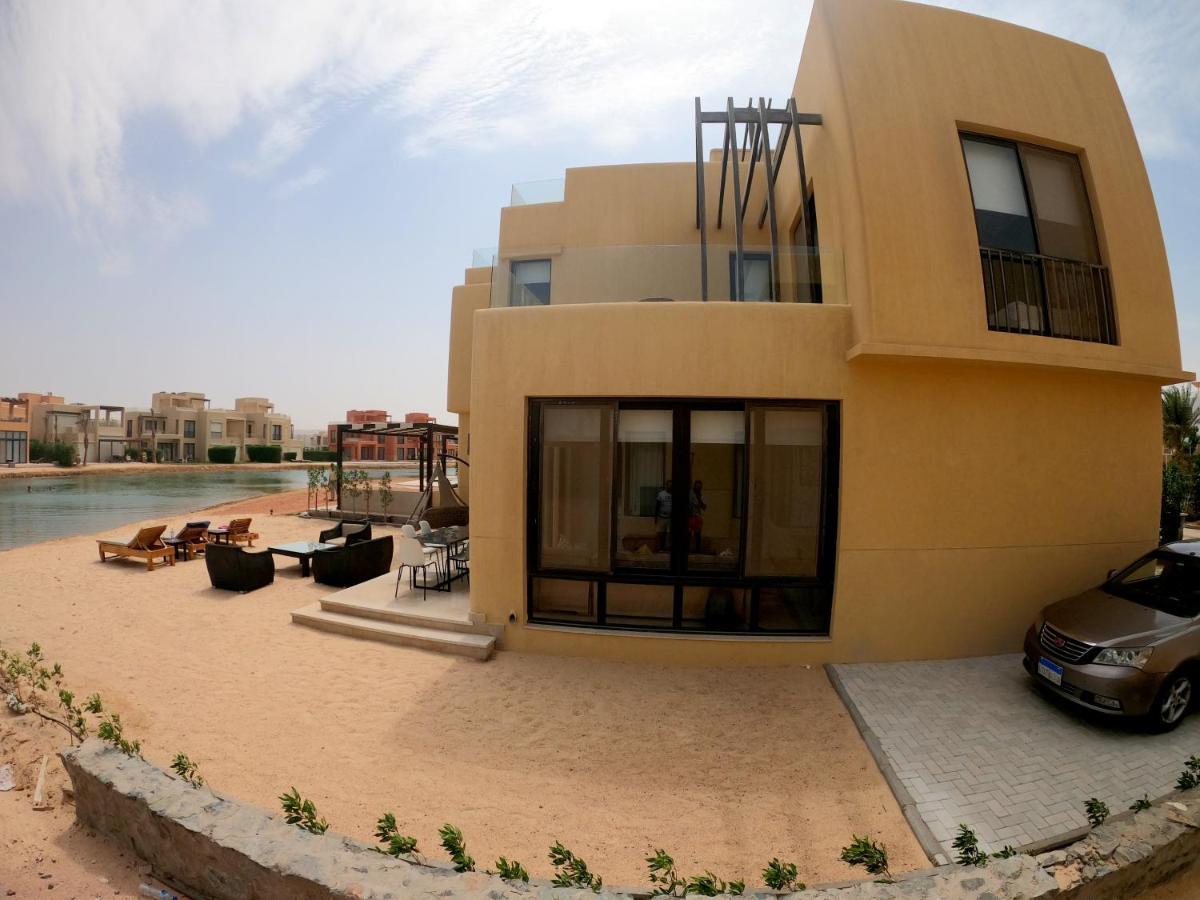 Luxury 3 Bedrooms Town House Ferienhaus *