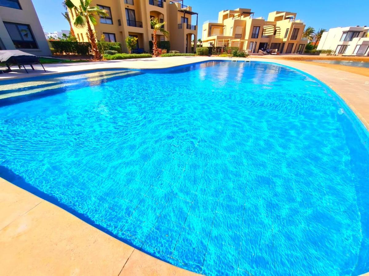 Luxury 3 Bedrooms Town House